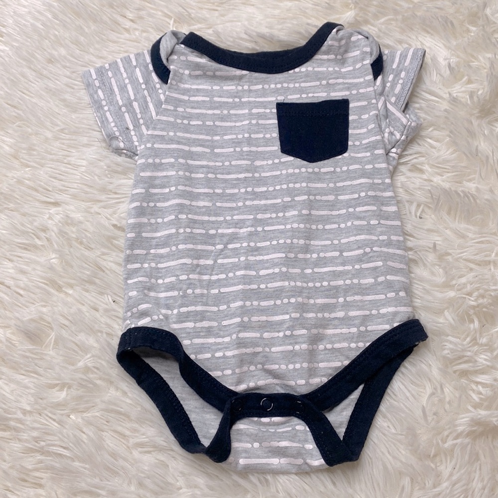 7 For All Mankind Gray & Blue Onesie Size 3-6 Months Excellent Condition